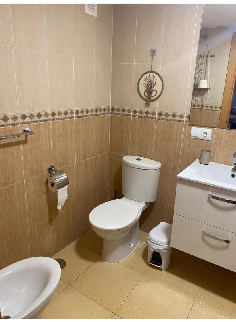Playas de VeraBajo Con Jardin A Pie De Playa Y Piscina Comunitaria Con Jacuzziアパートメント エクステリア 写真