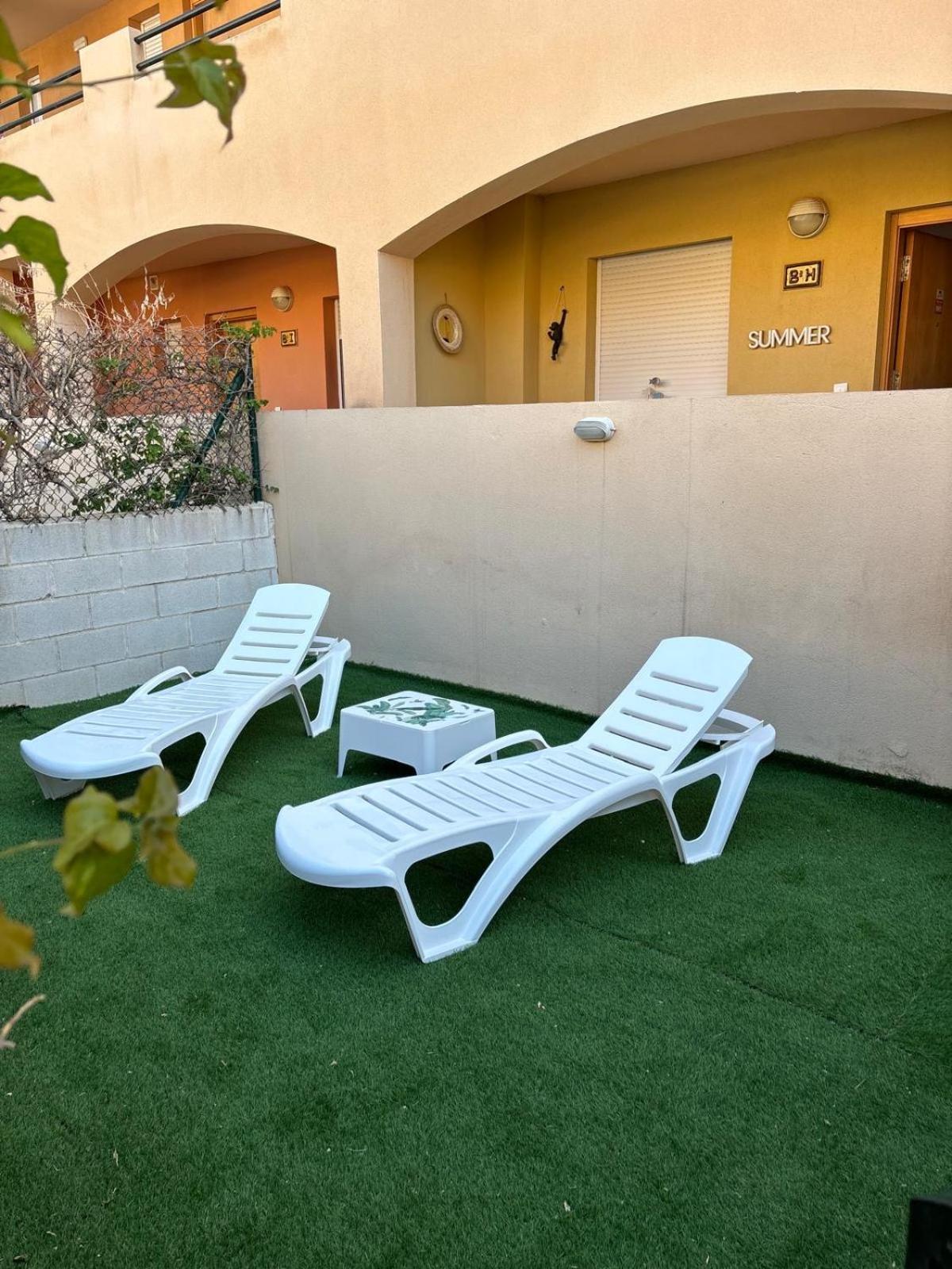 Playas de VeraBajo Con Jardin A Pie De Playa Y Piscina Comunitaria Con Jacuzziアパートメント エクステリア 写真