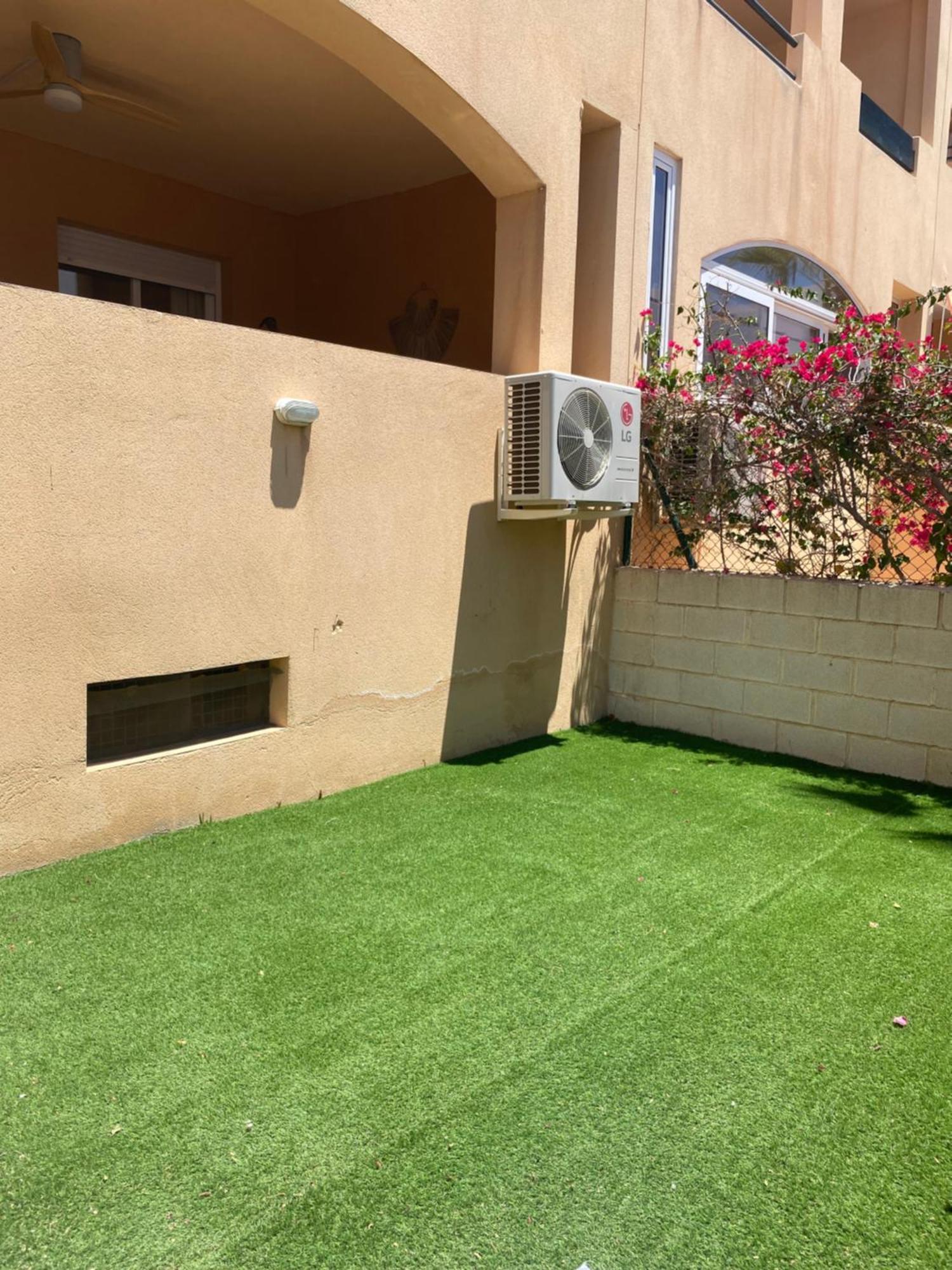 Playas de VeraBajo Con Jardin A Pie De Playa Y Piscina Comunitaria Con Jacuzziアパートメント エクステリア 写真